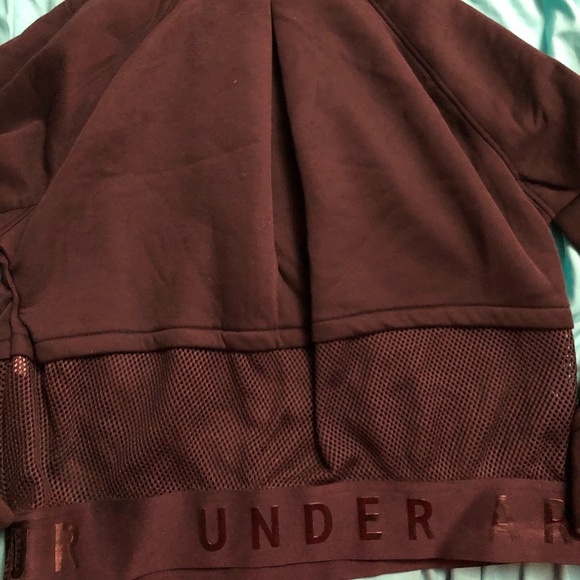 Under armour women’s sweater crop - Picture 3 of 3
